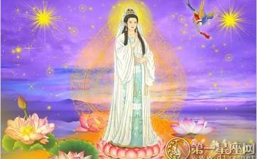 甲子日柱女命健康运 心思很细腻